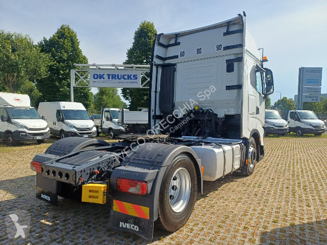 جرار Iveco X-WAY AS440X49T/P