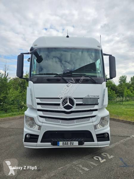 جرار Mercedes
