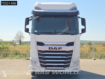 Влекач DAF XG + 530 4X2 Retarder 2x Tanks Standklima ACC