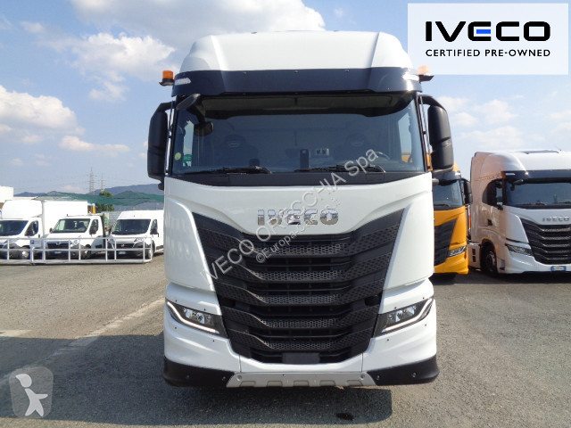جرار Iveco X-WAY AS440X49T/P - IMP. IDR