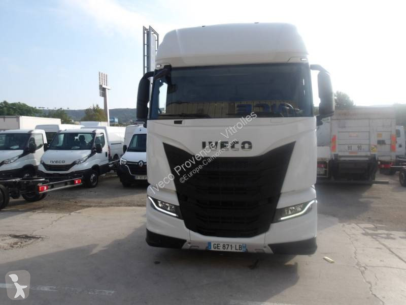 جرار Iveco