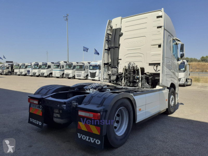 Tracteur Volvo 4