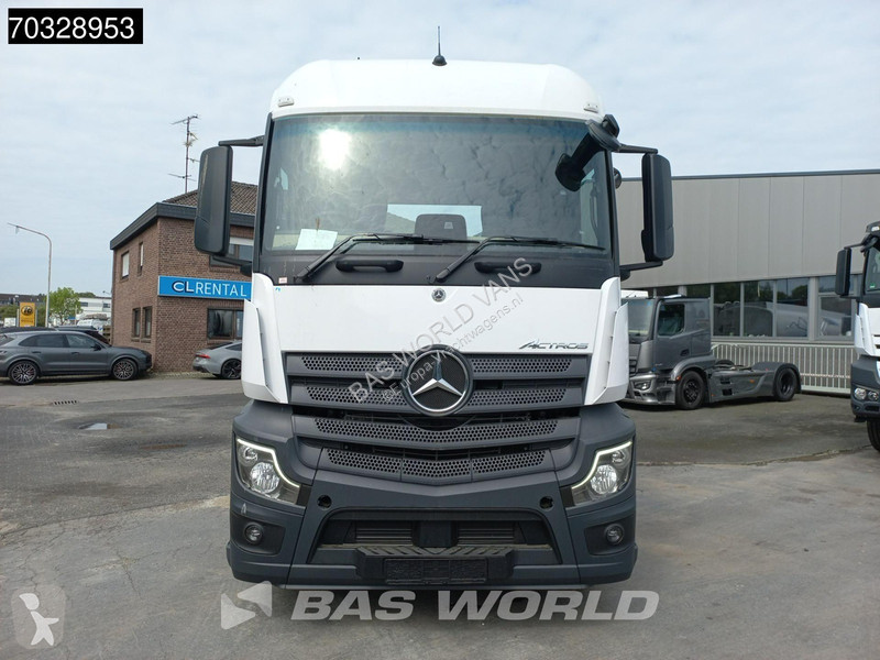 جرار Mercedes 1842 4X2 RHD Unused! ClassicSpace