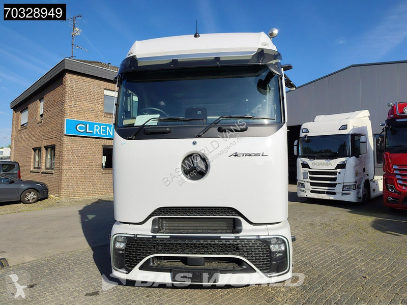 Traktor Mercedes L 2548 4X2 RHD Roofdamage!...