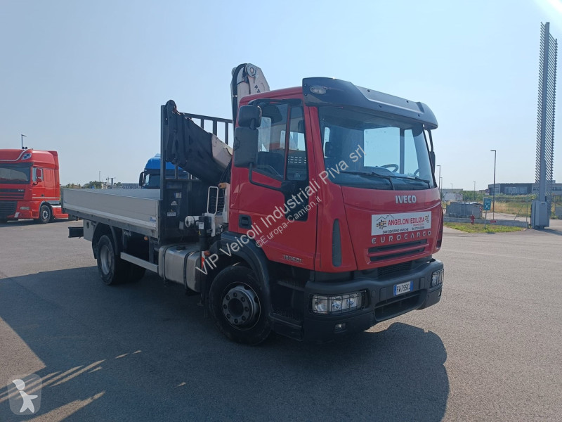 شاحنة Iveco 150 E 21