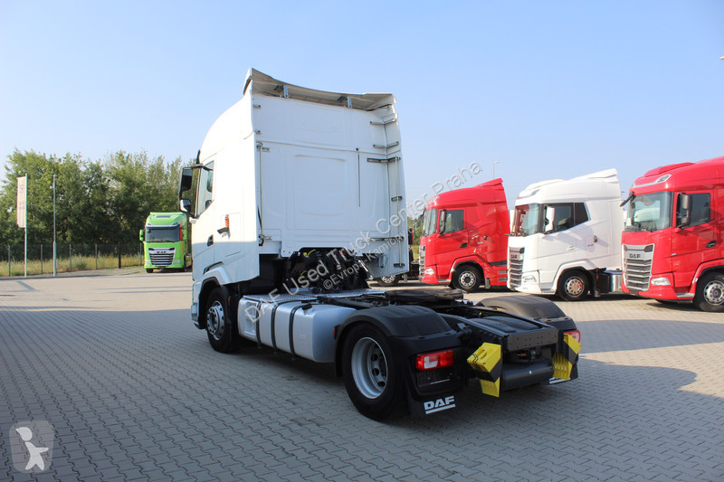جرار DAF XG  FT 4X2