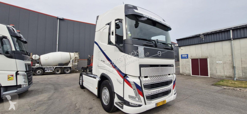 Trattore Stradale Volvo 500