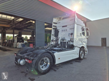 Tracteur Renault R-Series 520 RETARDER / INTEGRALE TSeries