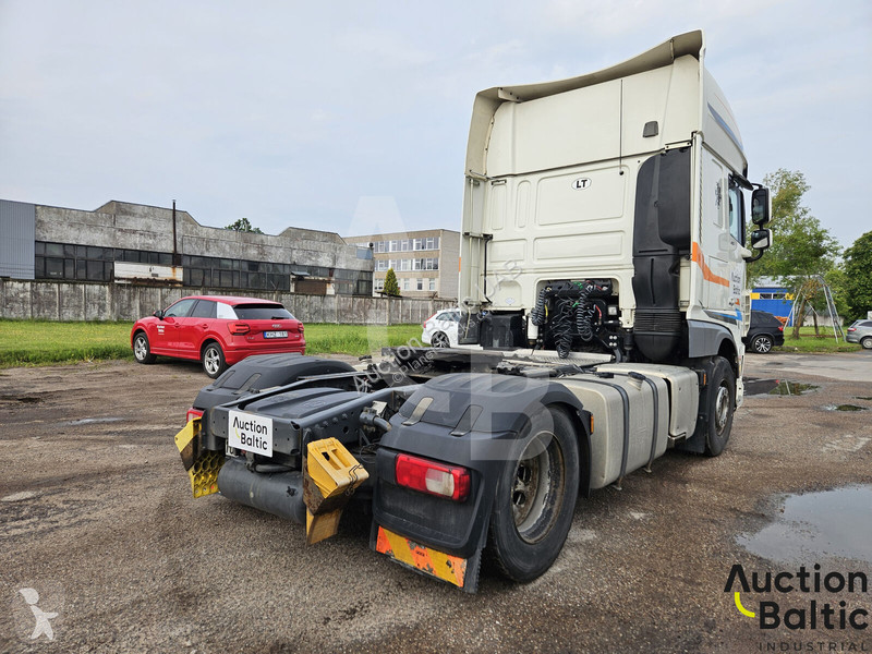 جرار DAF XF  FT