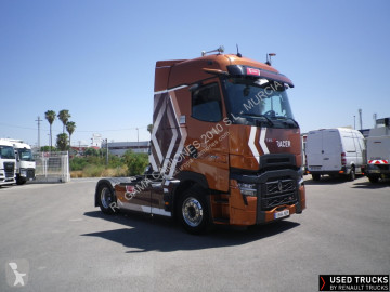 جرار Renault