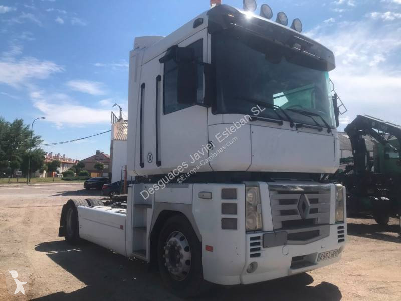 جرار Renault