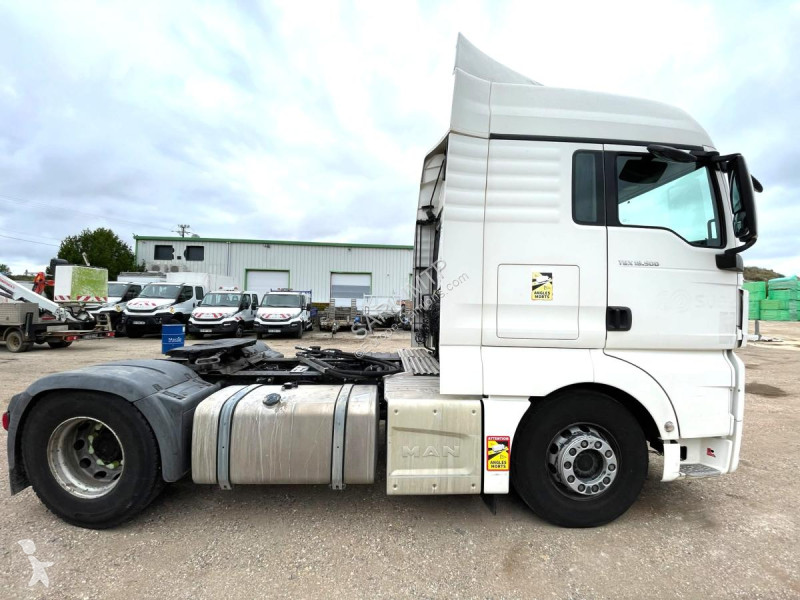 Tracteur MAN 18.500