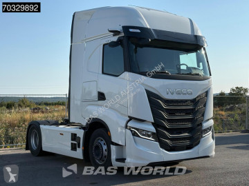 Влекач Iveco S-Way 460 4X2 NEW! 2xTanks HPEB Standklima ACC NAVI LED
