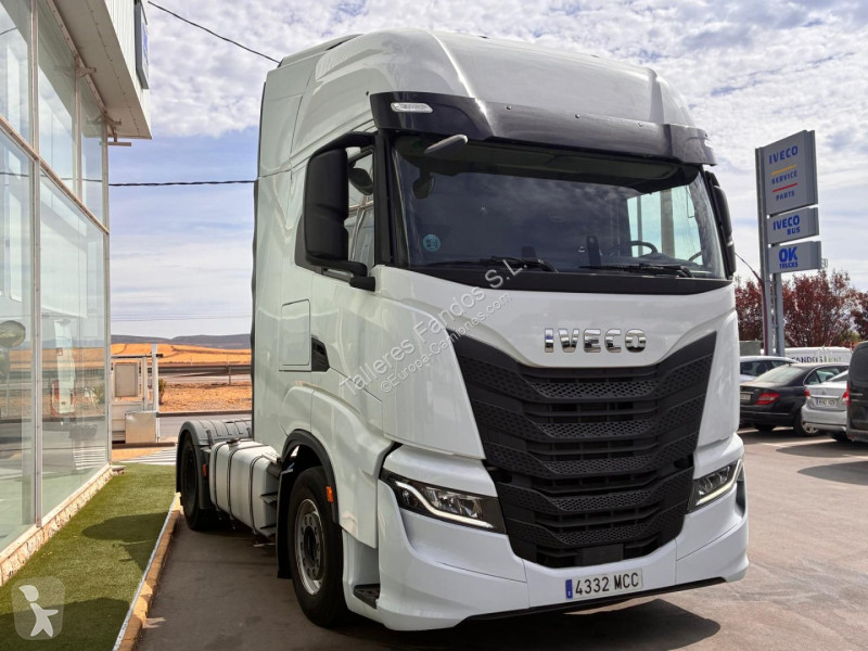 Tracteur Iveco  490 AUTOM INTARDER, 24 MESES DE...