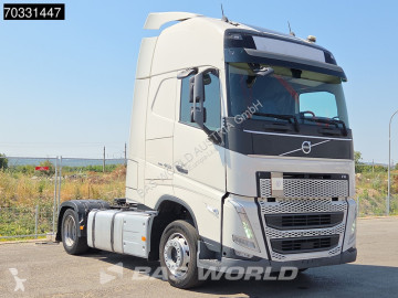Traktor Volvo F6 FH 460 4X2 Globe Mega XL 2x Tanks Standklima