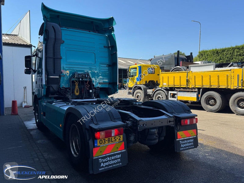 جرار Volvo Globetrotter 4x2