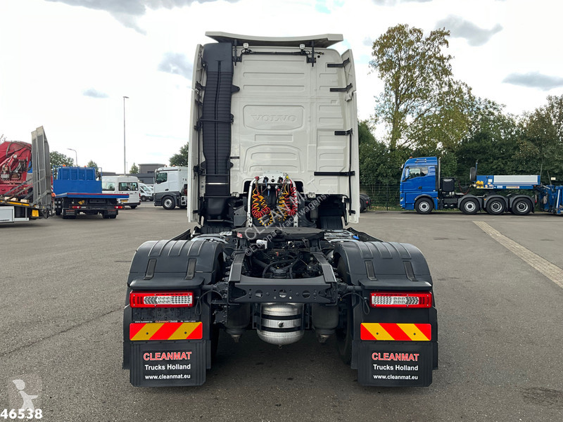 Cap tractor Volvo FH 460 Globetrotter XL Retarder