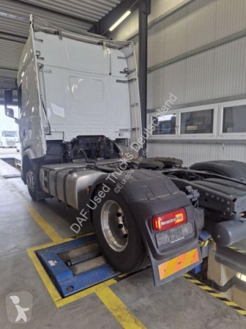 جرار DAF 480 XG FT 4X2
