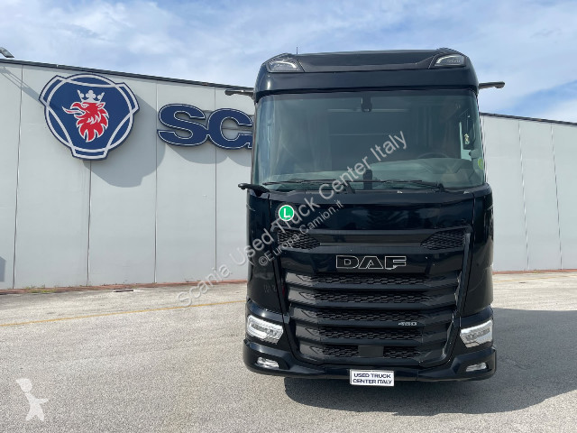 جرار DAF XG 480