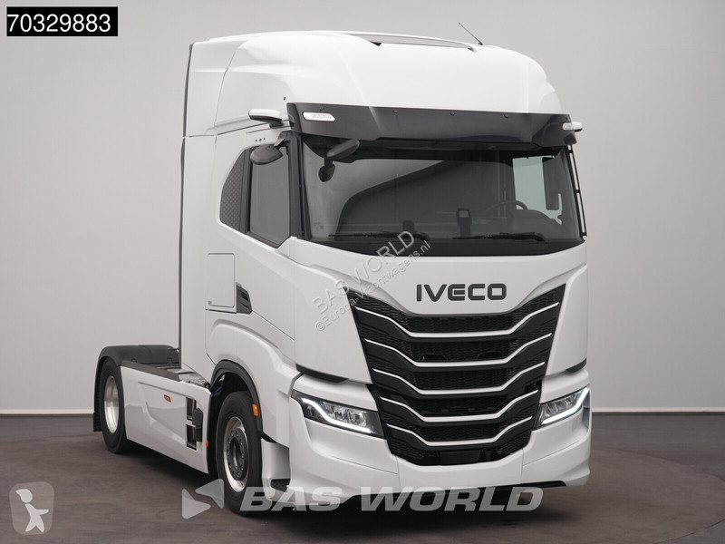 جرار Iveco S-Way 500 4X2 NEW! HPEB Parking...