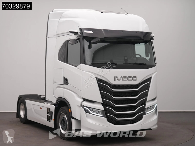 جرار Iveco S-Way 500 4X2 NEW! HPEB Parking...