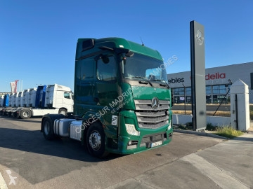 Cabeza tractora Mercedes