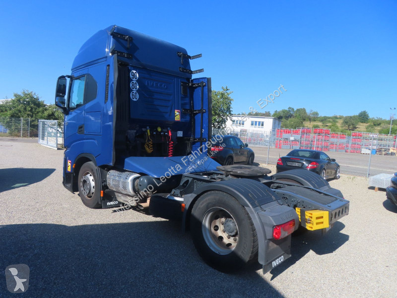 Trekker Iveco S-Way 480 Intarder FZ.104