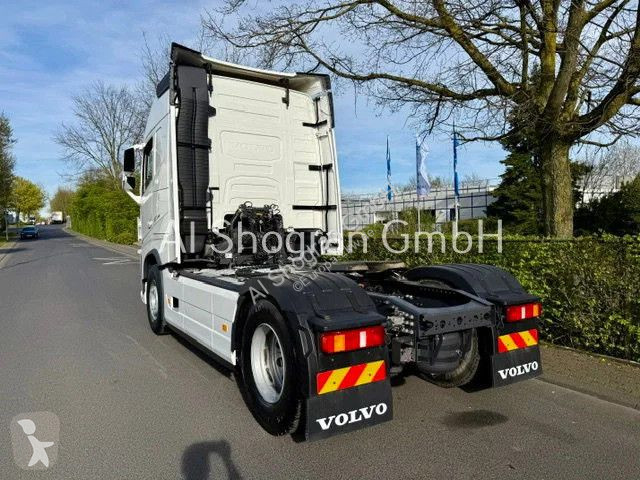 جرار Volvo 460 Globetrotter...