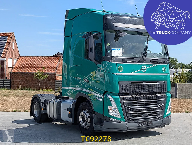 جرار Volvo 500