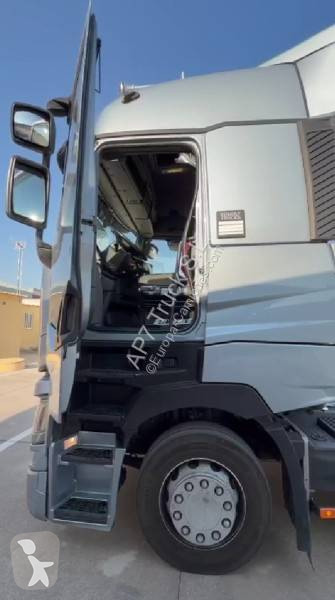 جرار Renault