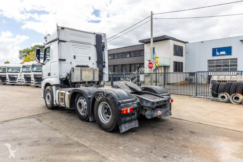 Cabeza tractora Mercedes 2646 LS + HYDR