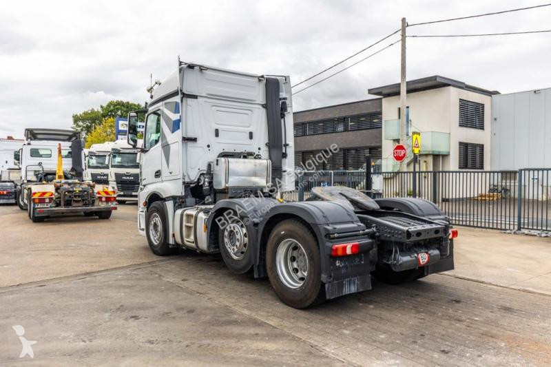 Cabeza tractora Mercedes 2646 LS + HYDR
