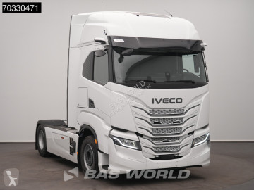 Влекач Iveco S-Way 500 4X2 NEW! Retarder 2x tanks Standklima ACC NAVI LED Mirrorcams