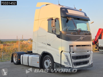 Traktor Volvo F6 FH 460 4X2 Globe Mega XL 2x Tanks Standklima