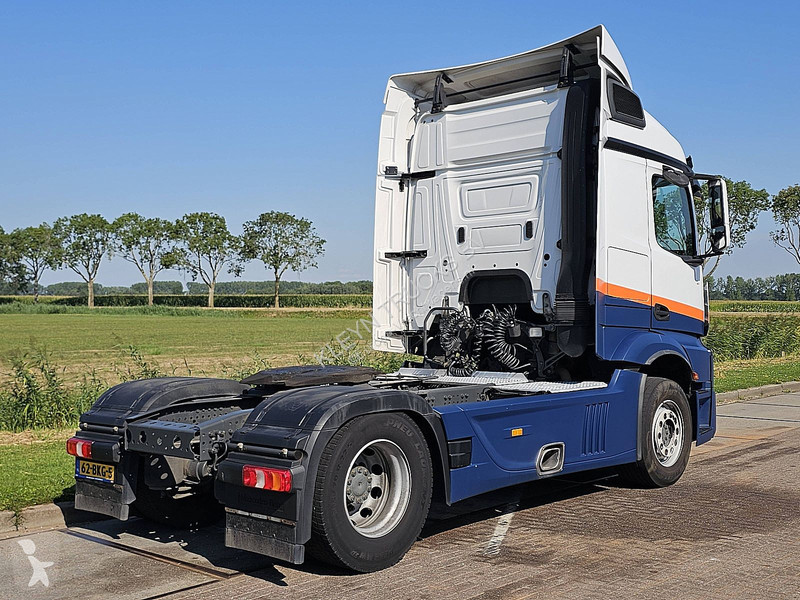 Traktor Mercedes ACTROS 1832 STR.SP. 230 NL-TRUCK