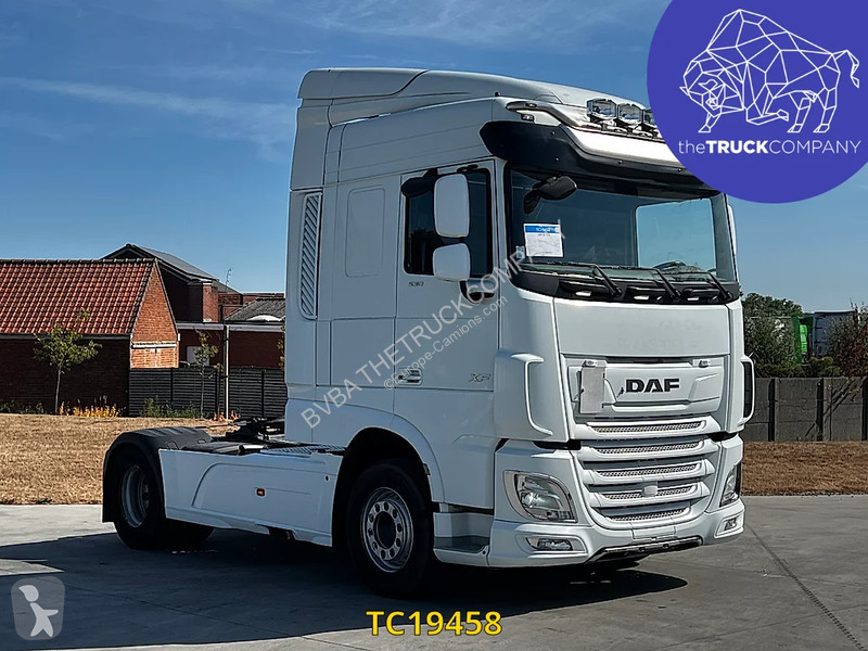 جرار DAF 530