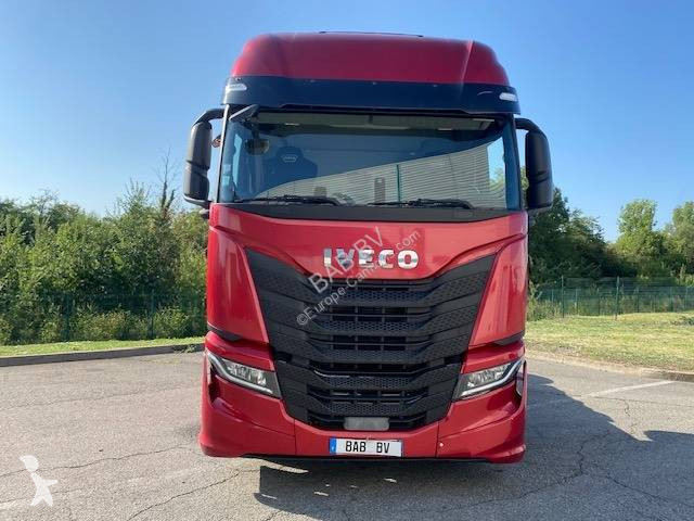 جرار Iveco