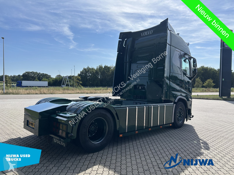 جرار Volvo 500 TC 4x2 Showtruck + I-Park