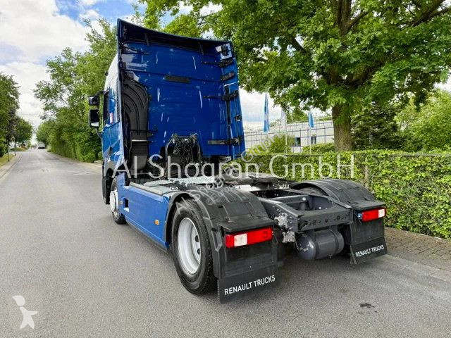 جرار Renault T460...