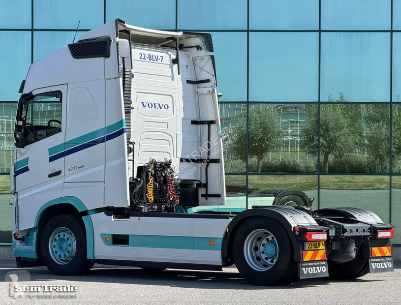 جرار Volvo 13420 EURO 6 FULL SPOILER 2x TANKS...