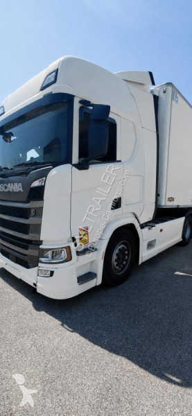 Влекач Scania R 500