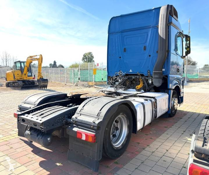 جرار Mercedes