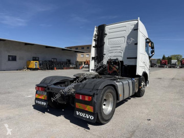 Влекач Volvo FH 540 FH13