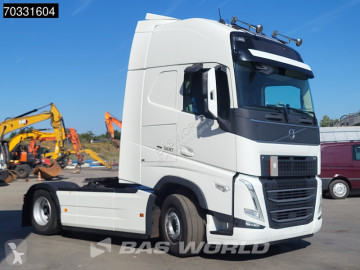 Влекач Volvo FH 500 4X2 XL 2xTanks I-ParkCool Navi ACC