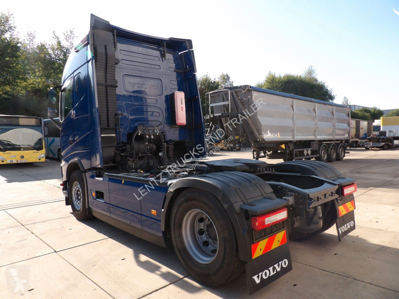 جرار Volvo FH460-SPOILER-FG NR...