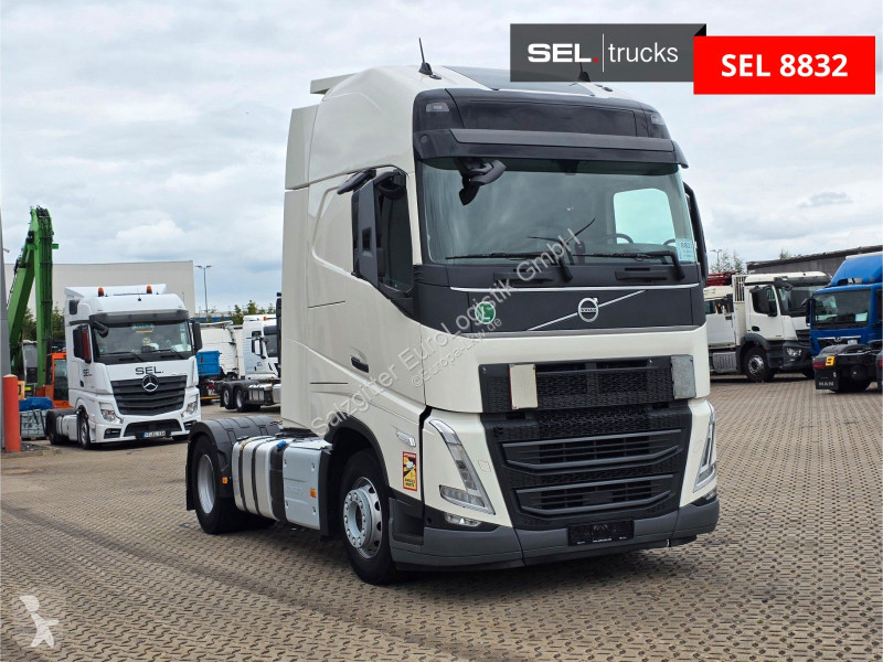 جرار Volvo 500 | 6E | Teilledersitze |...