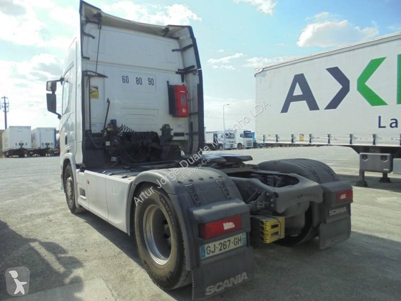 جرار Scania