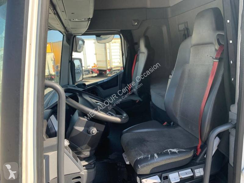 جرار Renault