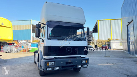 Mercedes tractor unit