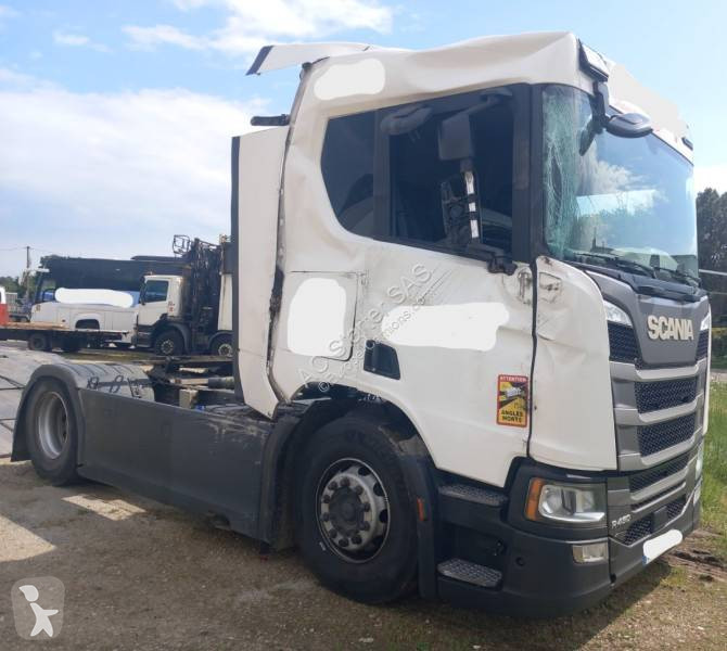 جرار Scania
